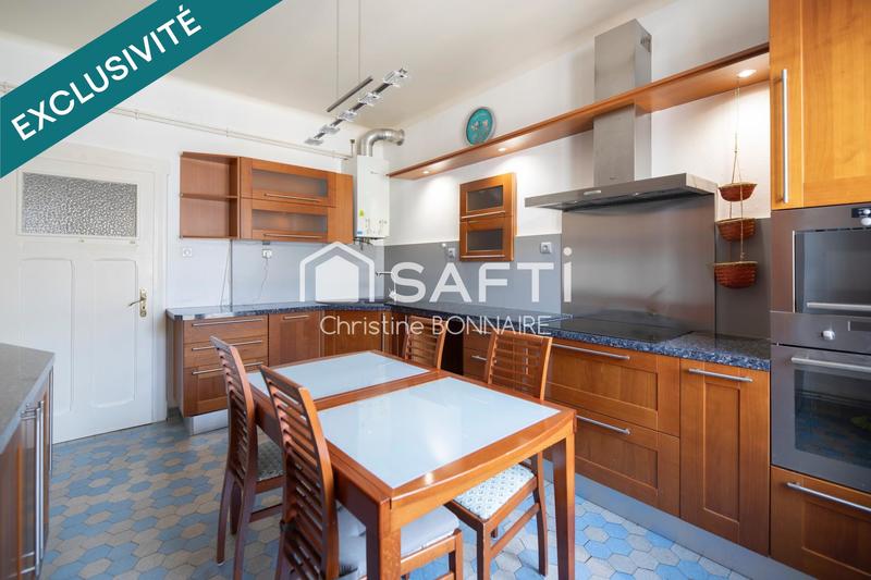 Appartement - 97 m² - 4 pièces