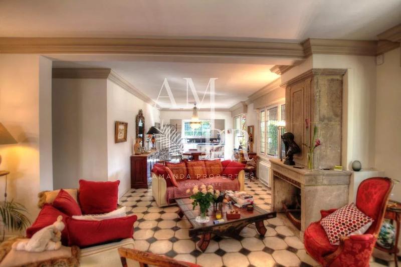 Villa - 160 m² - 4 pièces