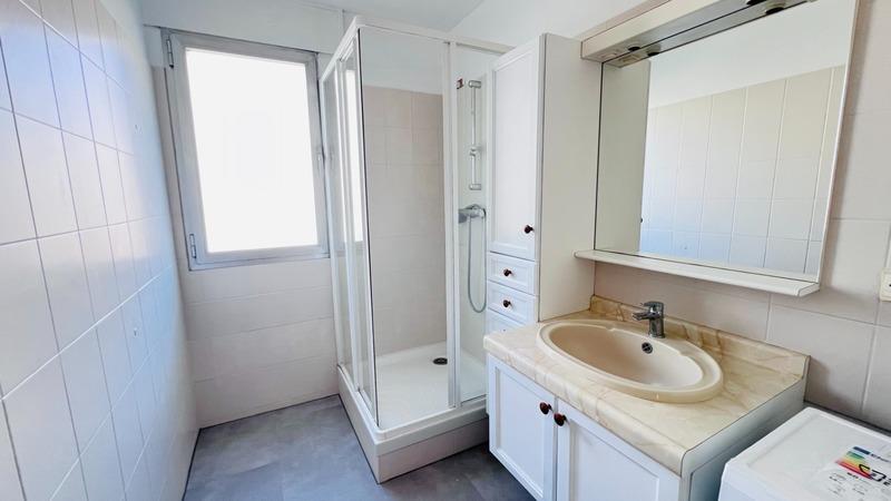 Appartement - 97 m² - 6 pièces