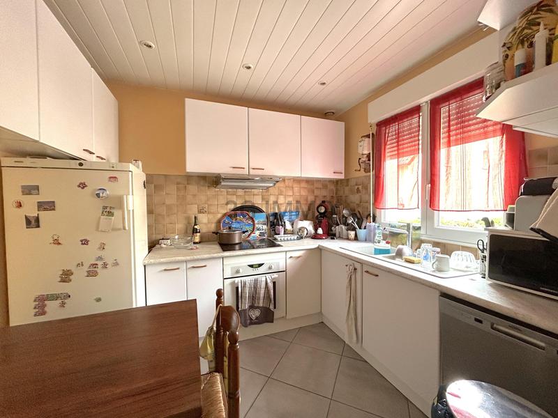 Maison - 85 m² - 5 pièces