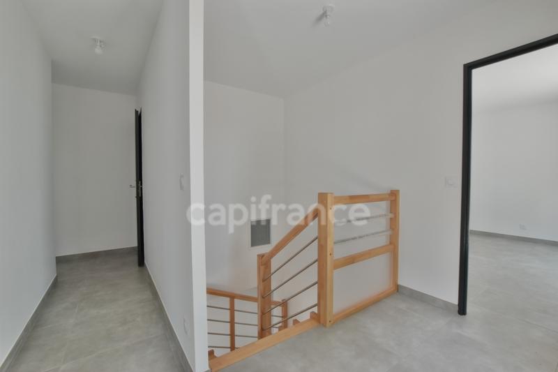 Maison - 165 m² - 4 pièces