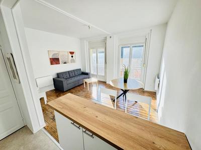 Studio - 24 m² - 1 pièce
