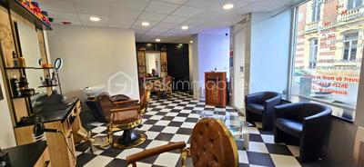 Immeuble - 235 m² - 10 pièces