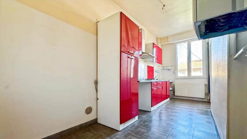 Appartement - 88 m² - 6 pièces