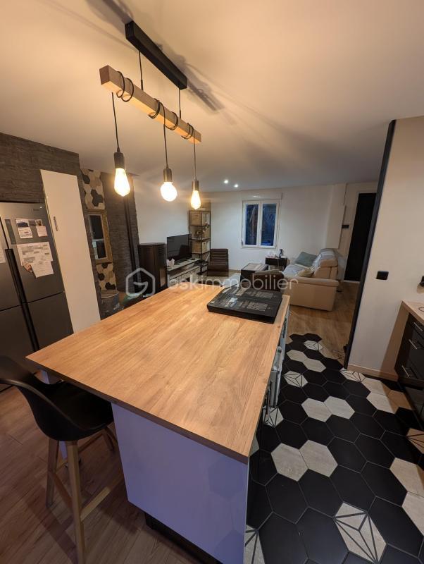 Pavillon - 168 m² - 7 pièces