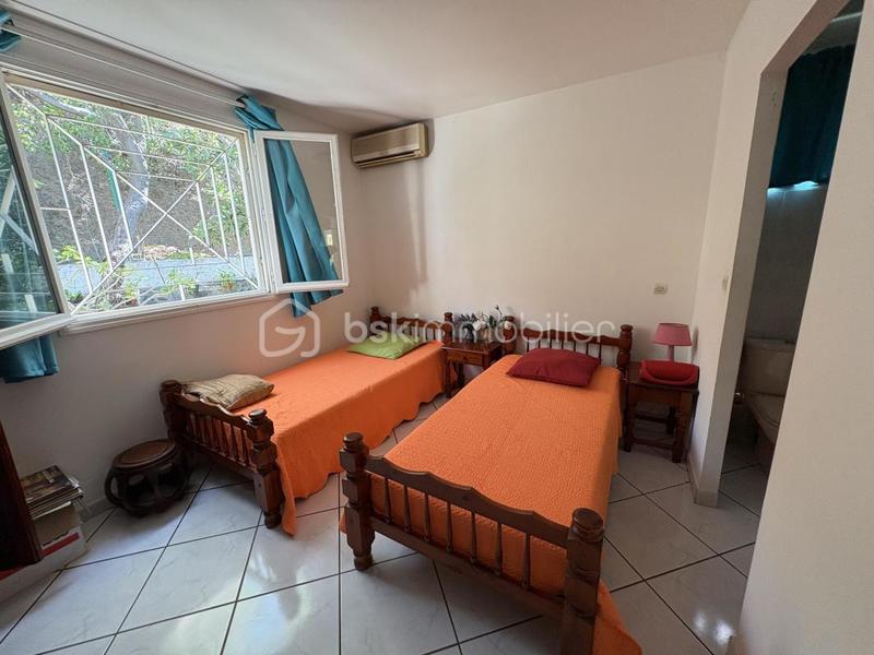 Villa - 230 m² - 5 pièces