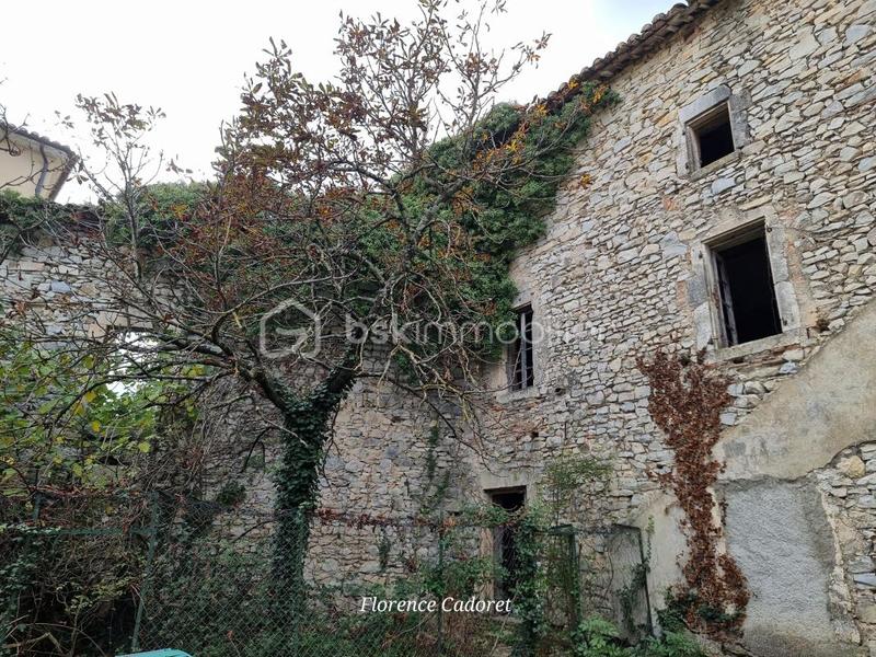 Maison - 400 m² - 10 pièces