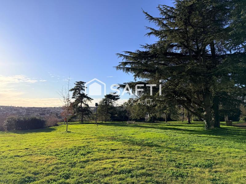 Appartement - 104 m² - 5 pièces