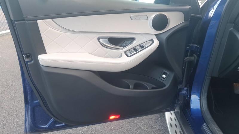 Mercedes Glc Classe 350e 2.0i 16v 320 Eq Power 4matic 7g-Tronic 211 Executive - Automatique Toit ouvrant