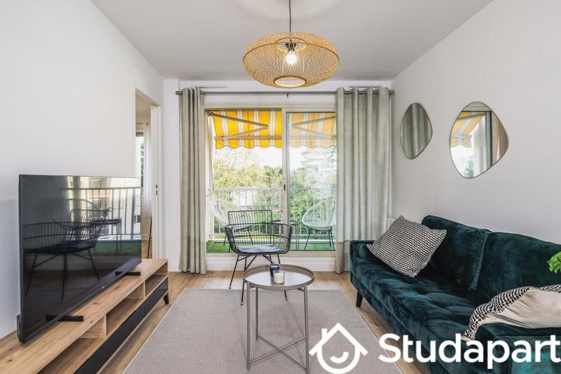 Chambre - 12 m² - 1 pièce