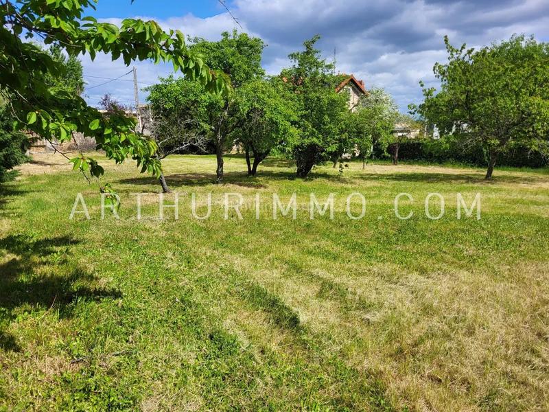 Terrain - 1 384 m²