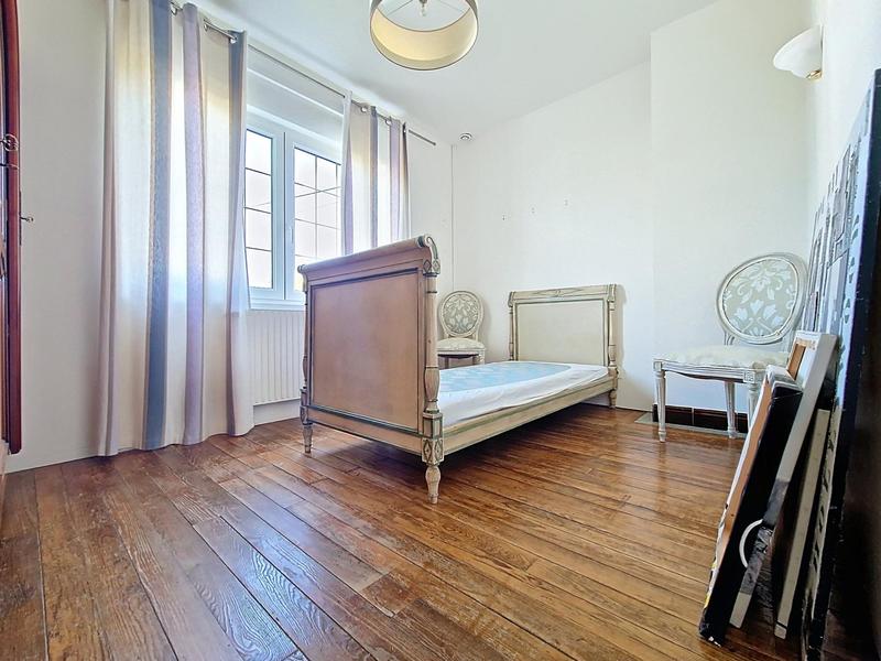 Maison - 114 m² - 7 pièces