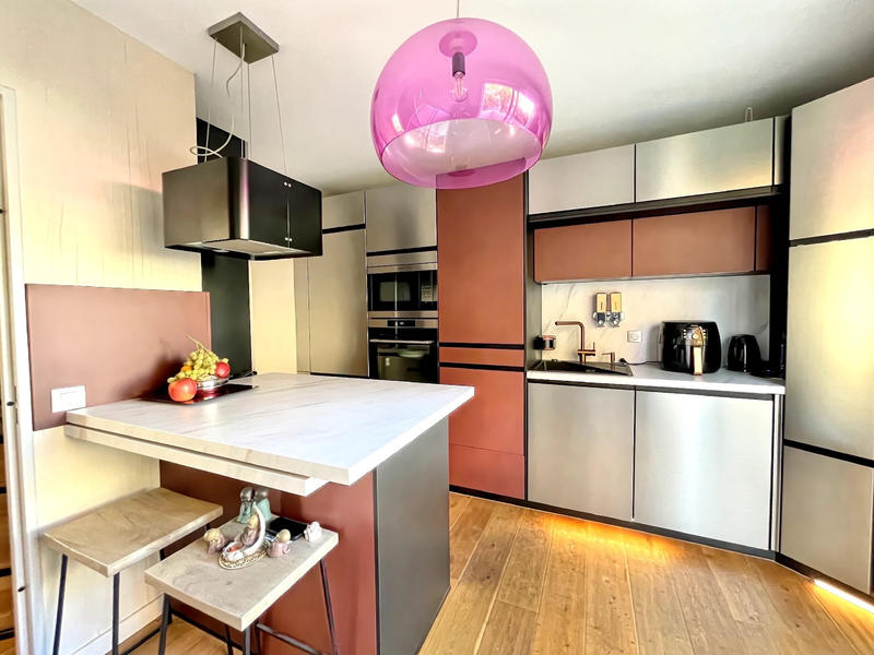 Duplex - 187 m² - 5 pièces