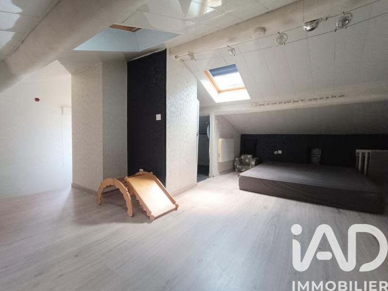 Maison - 96 m² - 5 pièces