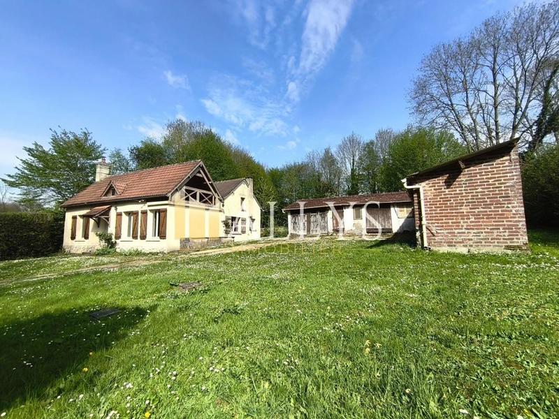 Maison - 121 m² - 6 pièces