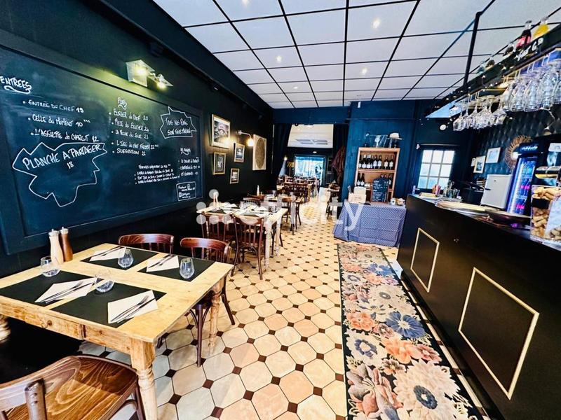 Immeuble - 219 m² - 6 pièces