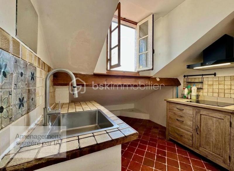 Studio - 9 m² - 2 pièces