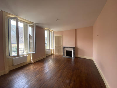 Appartement - 88 m² - 3 pièces