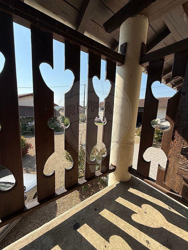 Maison - 270 m² - 7 pièces