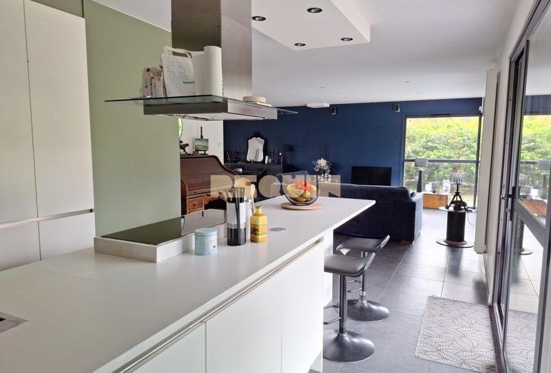 Maison - 133 m² - 6 pièces