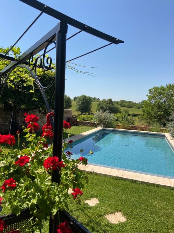 Maison - 201 m² - 8 pièces