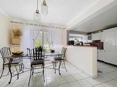 Maison - 92 m² - 4 pièces