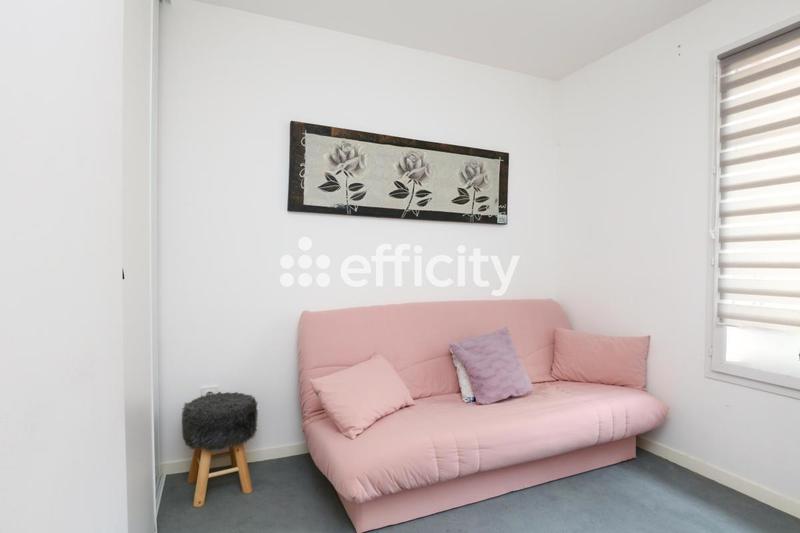 Maison - 95 m² - 5 pièces