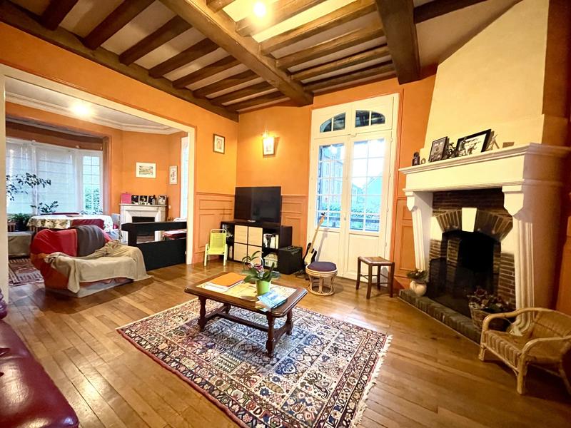 Maison ancienne - 151 m² - 6 pièces