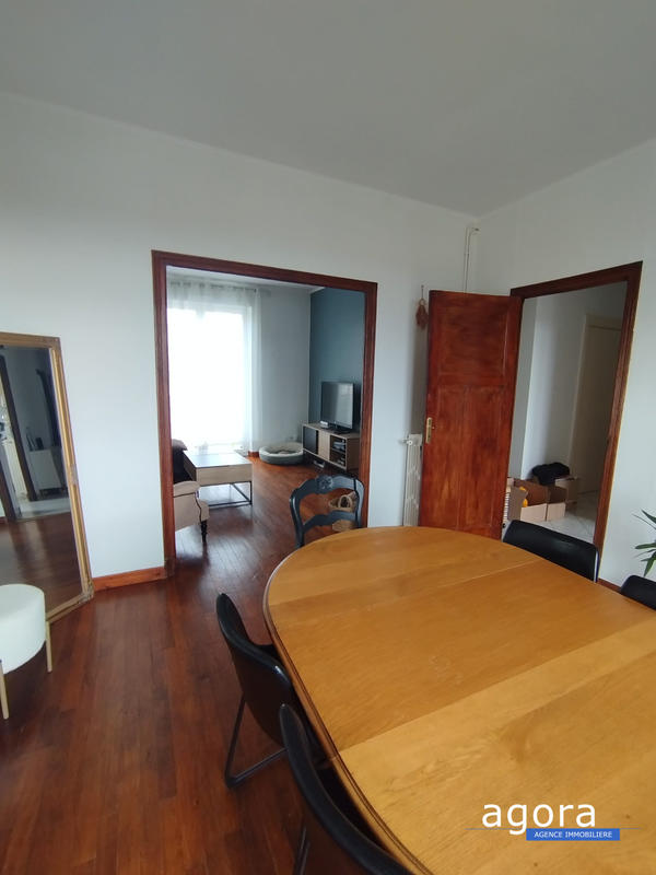 Appartement - 82 m² - 4 pièces