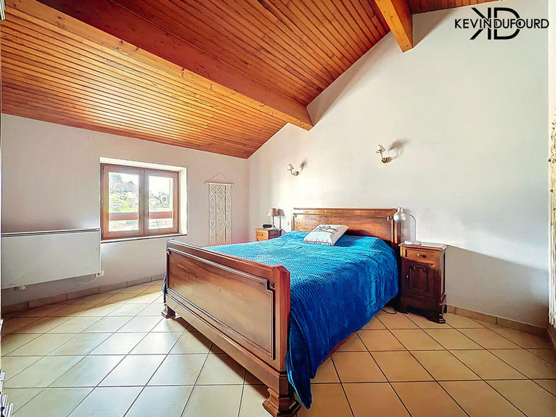 Maison de village - 100 m² - 4 pièces