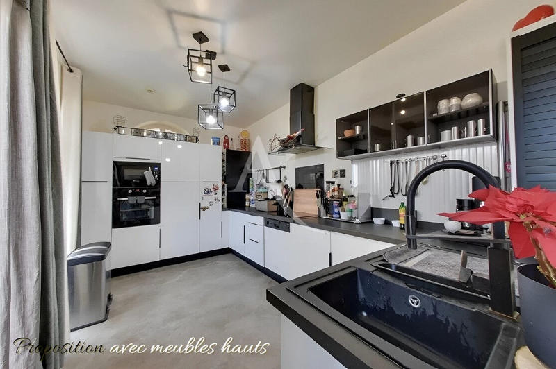 Maison - 172 m² - 6 pièces