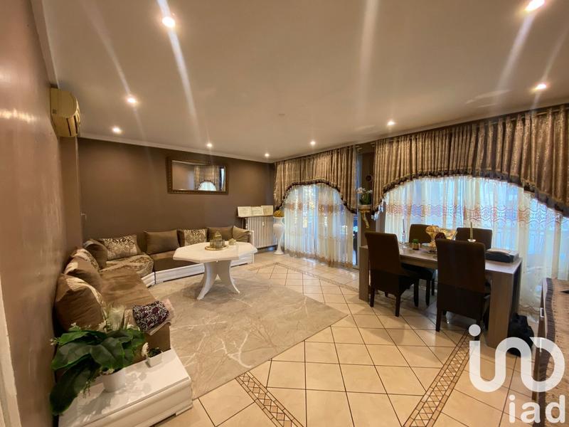 Appartement - 82 m² - 4 pièces