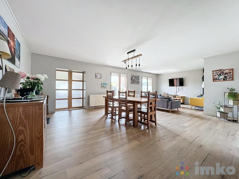 Maison - 138 m² - 6 pièces