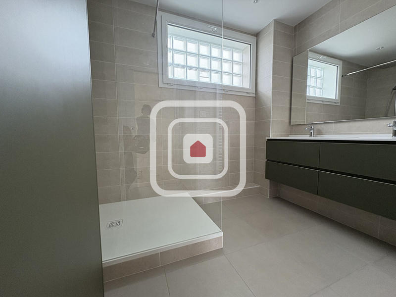 Appartement - 127 m² - 5 pièces