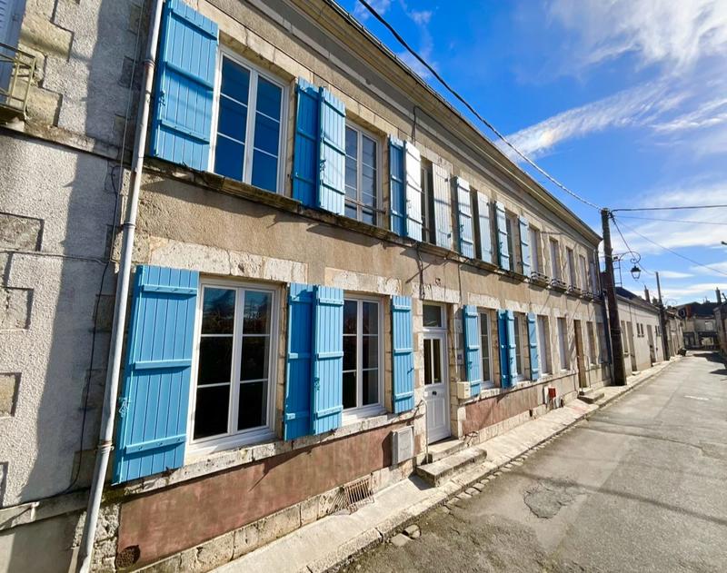 Maison - 168 m² - 10 pièces