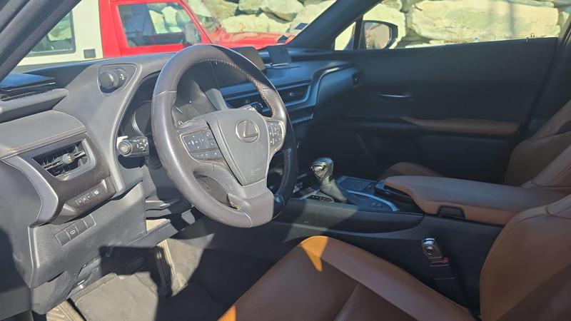 Lexus Ux 2.0 Hybrid 184.0 Bva 10 Luxe