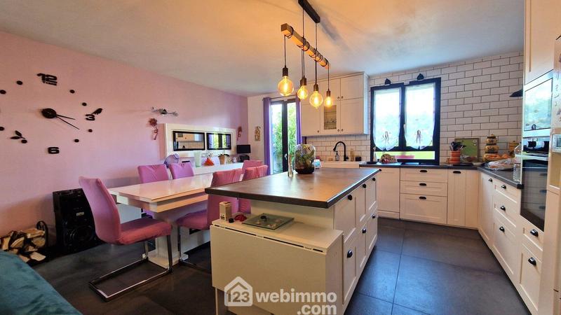 Maison - 112 m² - 5 pièces