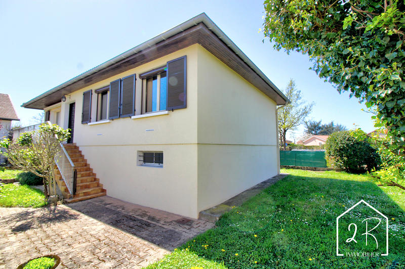 Maison - 95 m² - 4 pièces