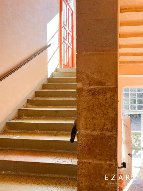 Appartement - 165 m² - 5 pièces