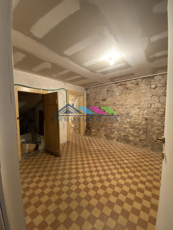 Maison - 239 m² - 7 pièces