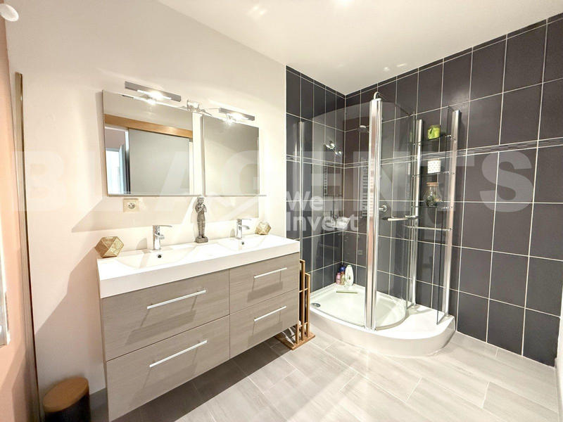 Maison - 153 m² - 5 pièces