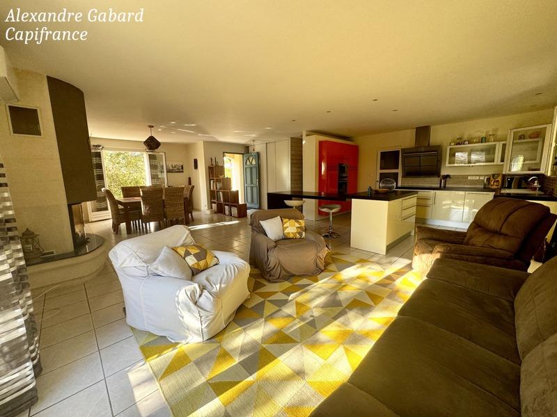 Maison - 131 m² - 6 pièces