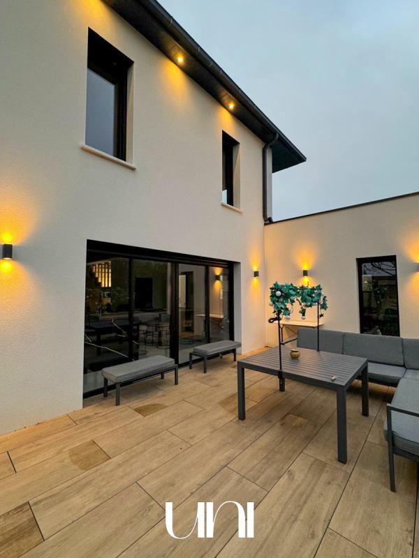 Maison - 162 m² - 5 pièces