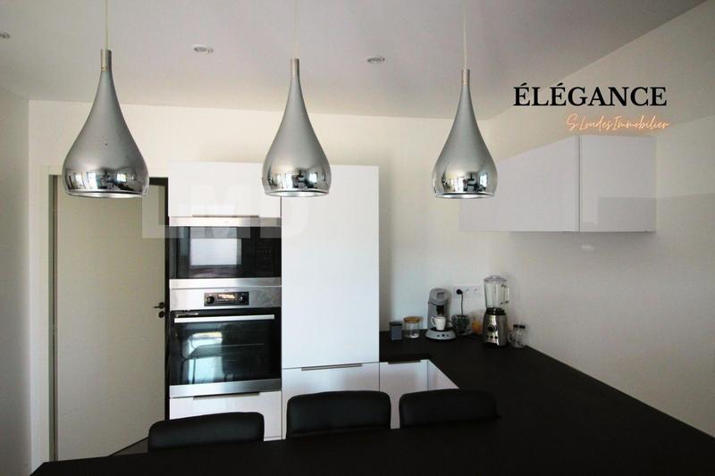 Maison traditionnelle - 127 m² - 5 pièces