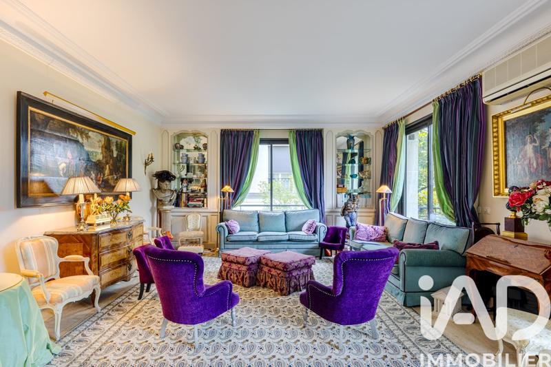 Duplex - 252 m² - 8 pièces