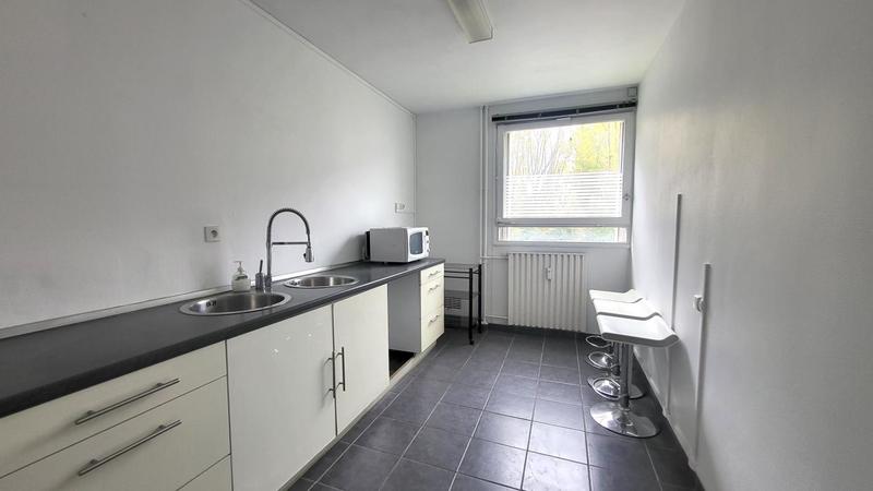 Appartement - 85 m² - 3 pièces