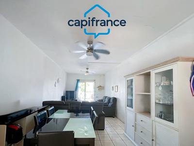 Maison traditionnelle - 82 m² - 4 pièces