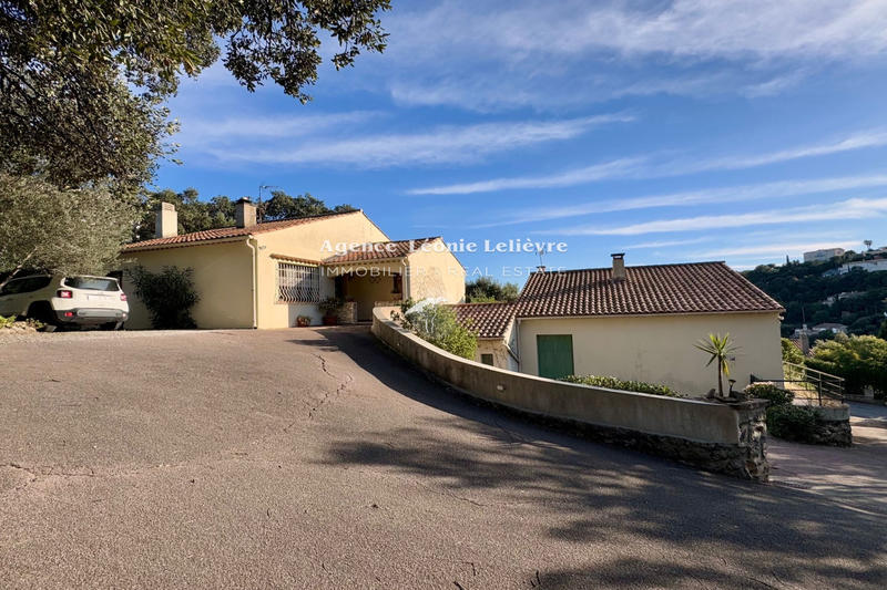 Maison - 150 m² - 7 pièces