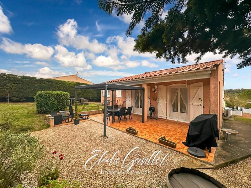 Maison - 95 m² - 5 pièces