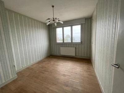 Maison - 89 m² - 5 pièces